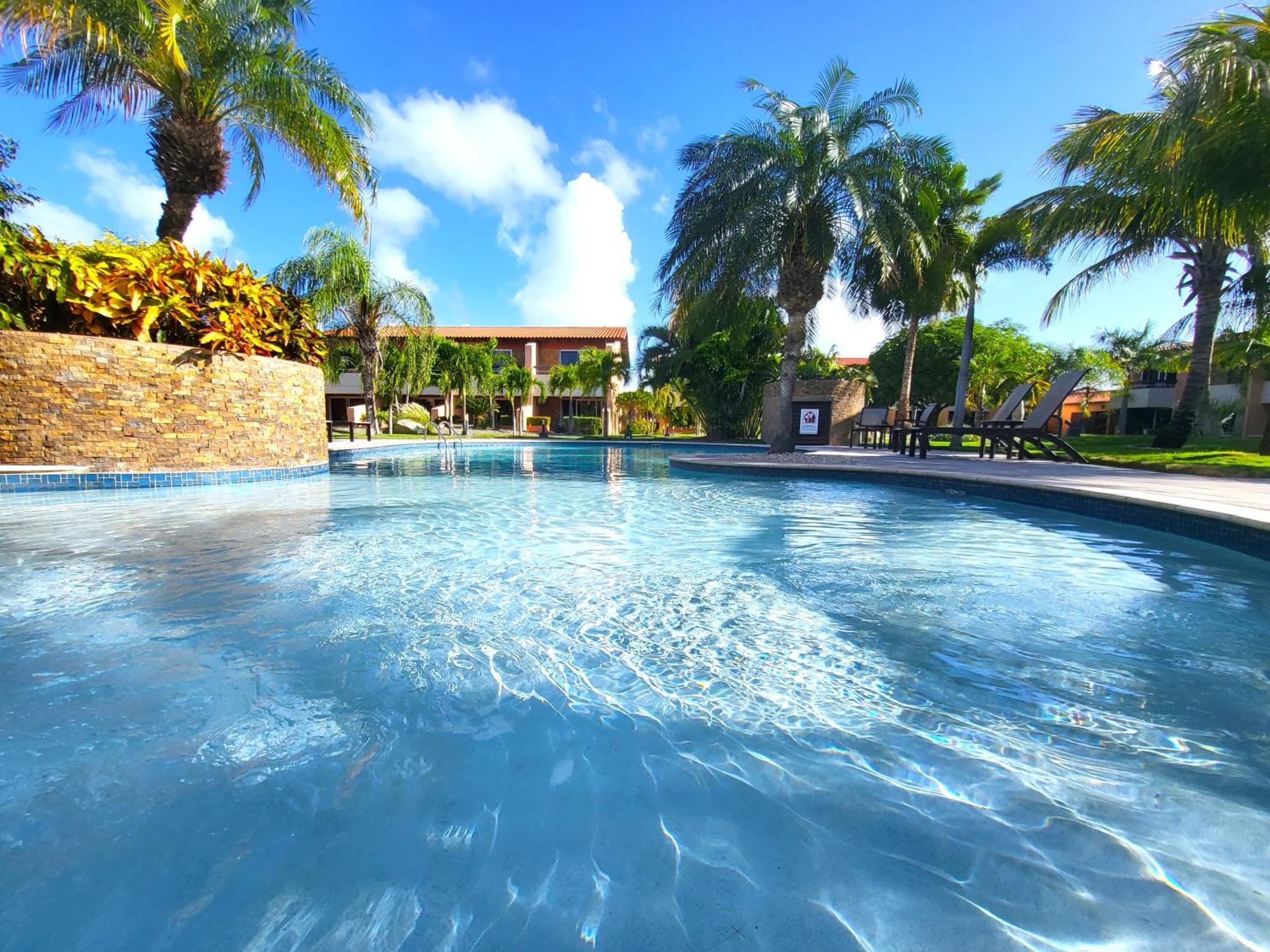 Eagle Beach Luxury House, Walking Distance To The Beach Palm Beach Exterior foto