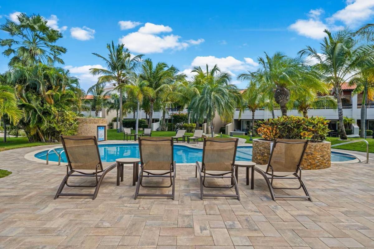 Eagle Beach Luxury House, Walking Distance To The Beach Palm Beach Exterior foto